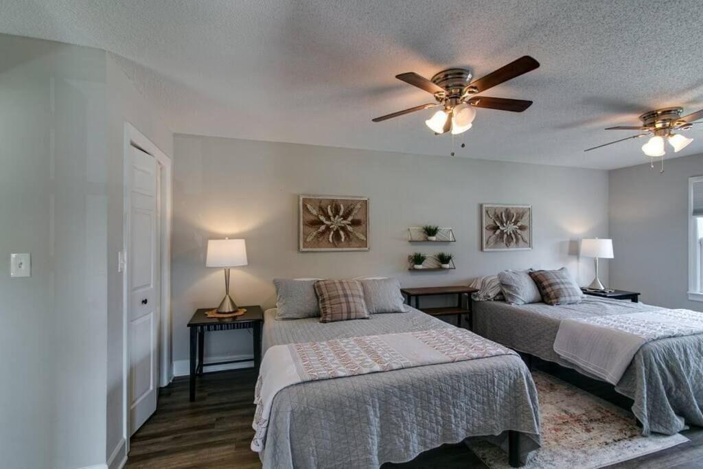 The Residence At Hilltop Acres - Clarksville, Tn Buitenkant foto