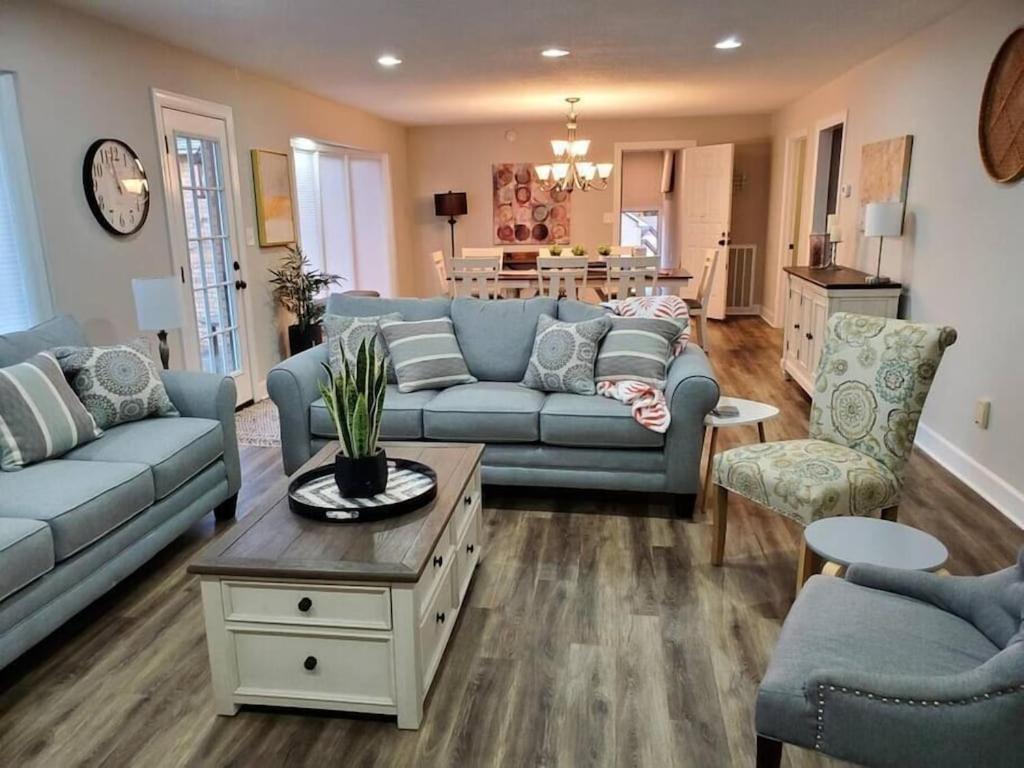 The Residence At Hilltop Acres - Clarksville, Tn Buitenkant foto