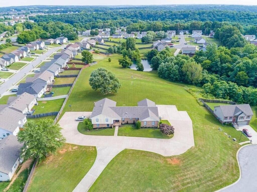 The Residence At Hilltop Acres - Clarksville, Tn Buitenkant foto